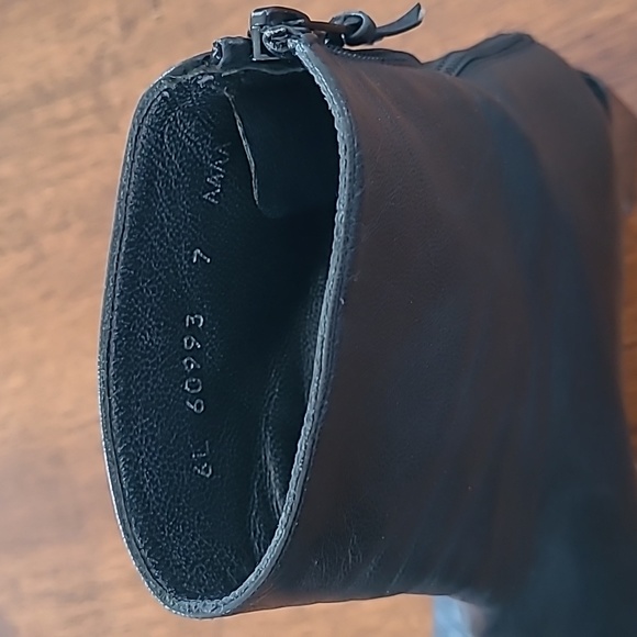 Stuart Weitzman Boots - Picture 4 of 6